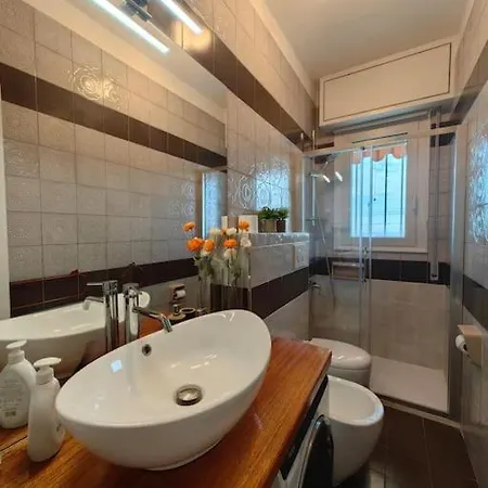 Apartamento Rivamarsud - Casa Fronte Mare - Parking Privato, Aria Condizionata *