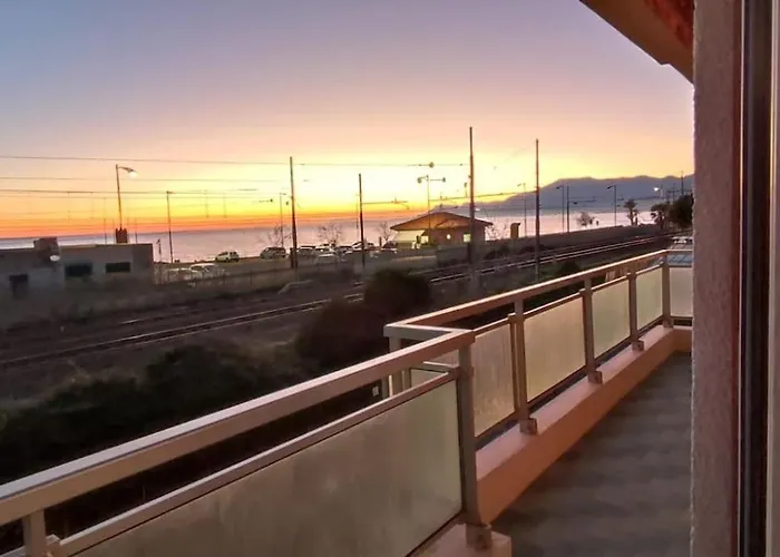 Rivamarsud - Casa Fronte Mare - Parking Privato, Aria Condizionata *