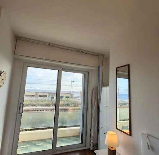 Rivamarsud - Casa Fronte Mare - Parking Privato, Aria Condizionata Bordighera